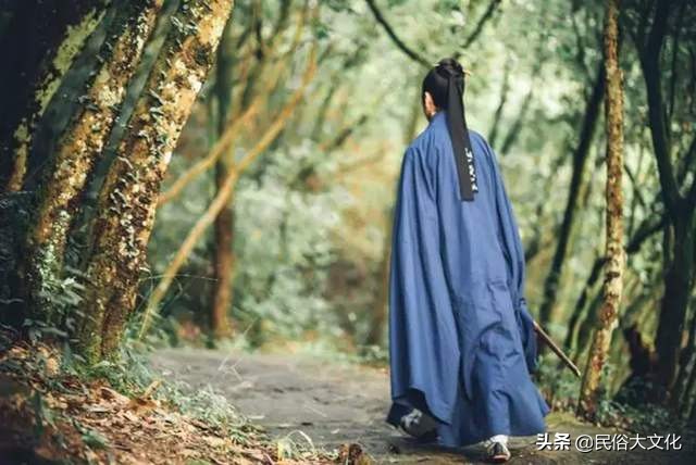 古语在家中不出门怎么说,古语讲家中富贵不离家