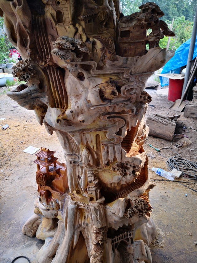 崇阳雕刻“达人”的匠心之作《华山一条路》：观者击掌叫绝