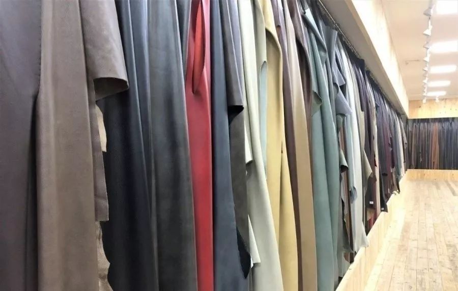 家具卖场内幕,红星美凯龙家具代工厂