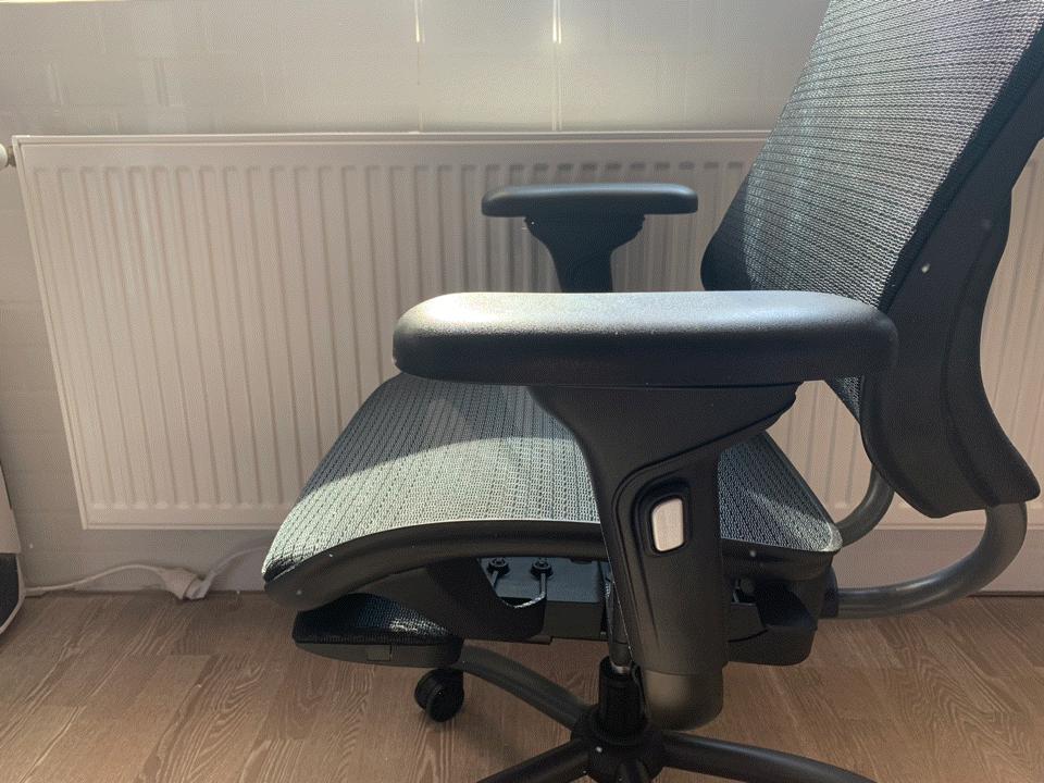 网易严选领航员工学椅测评智商税,网易严选工学椅探险家pro星舰版