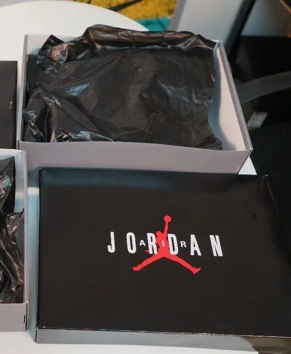 WEN开箱｜我收到了一双“莆田”生产的耐克官网AJ11Concord！