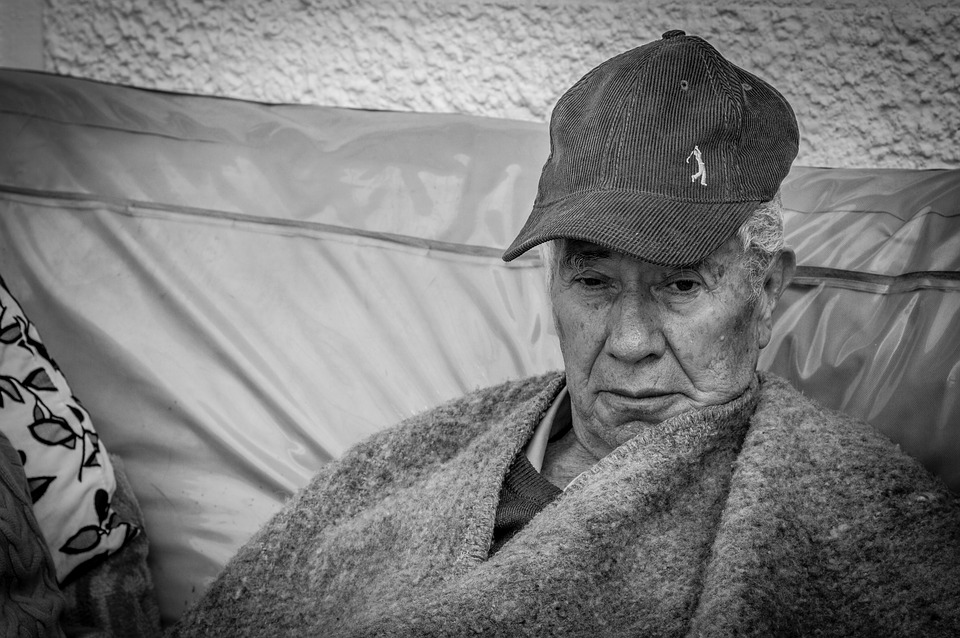 寄生虫感染的肝囊肿有什么症状,肝囊肿有什么症状会造成肝癌吗