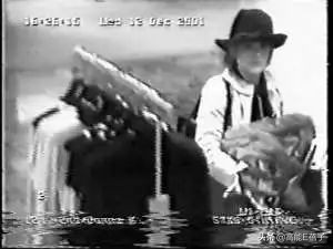 日本女子衣服被偷,日本女生被偷窃