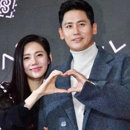 秋瓷炫亲自讲述自己的经历,秋瓷炫的童年到底有多惨