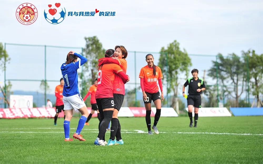 向远方的自己说一说藏在心里的足故事“我与我热爱的足球”启动