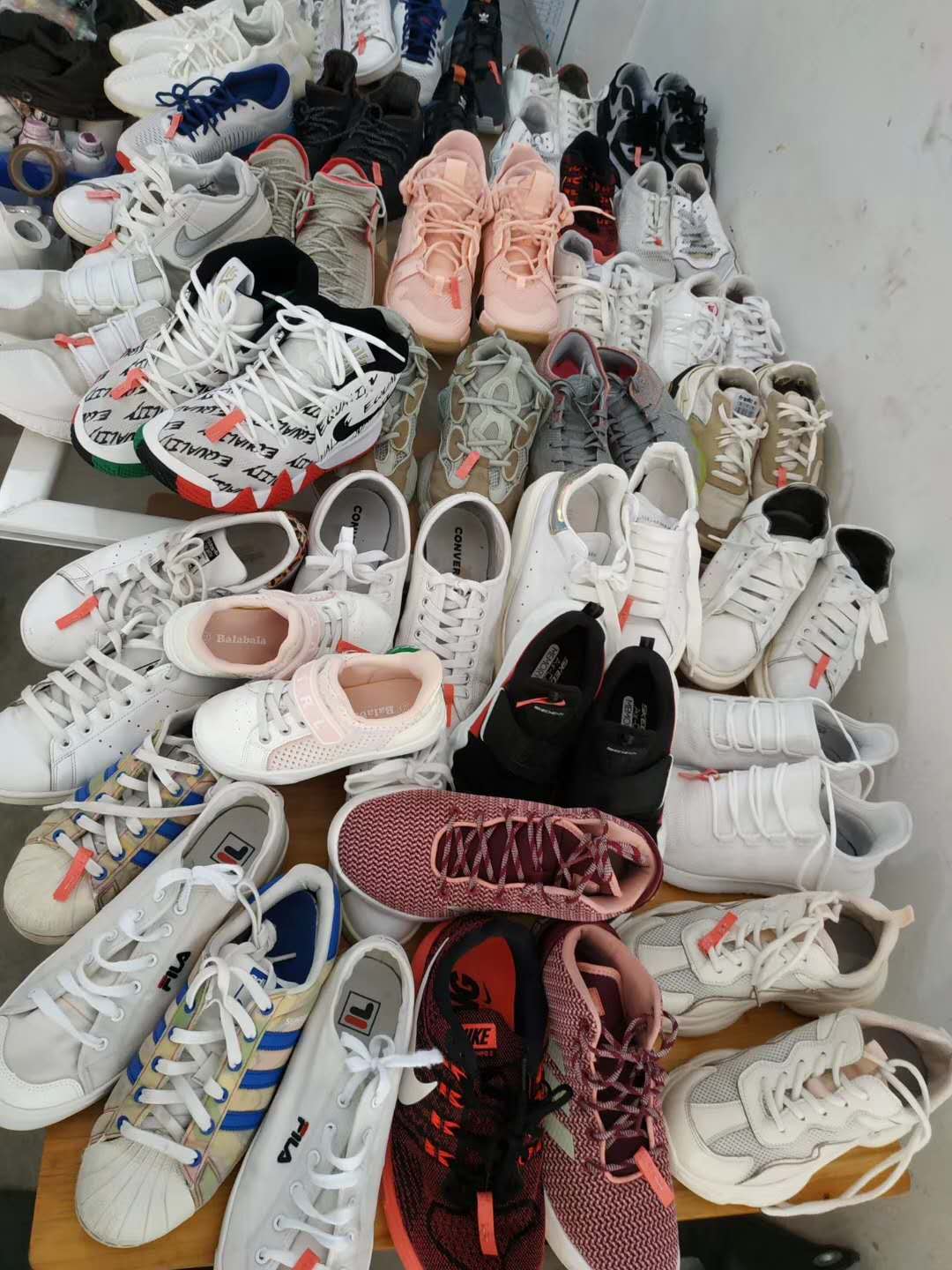 怎样开一家赚钱的洗鞋店,90后大学生开洗鞋店