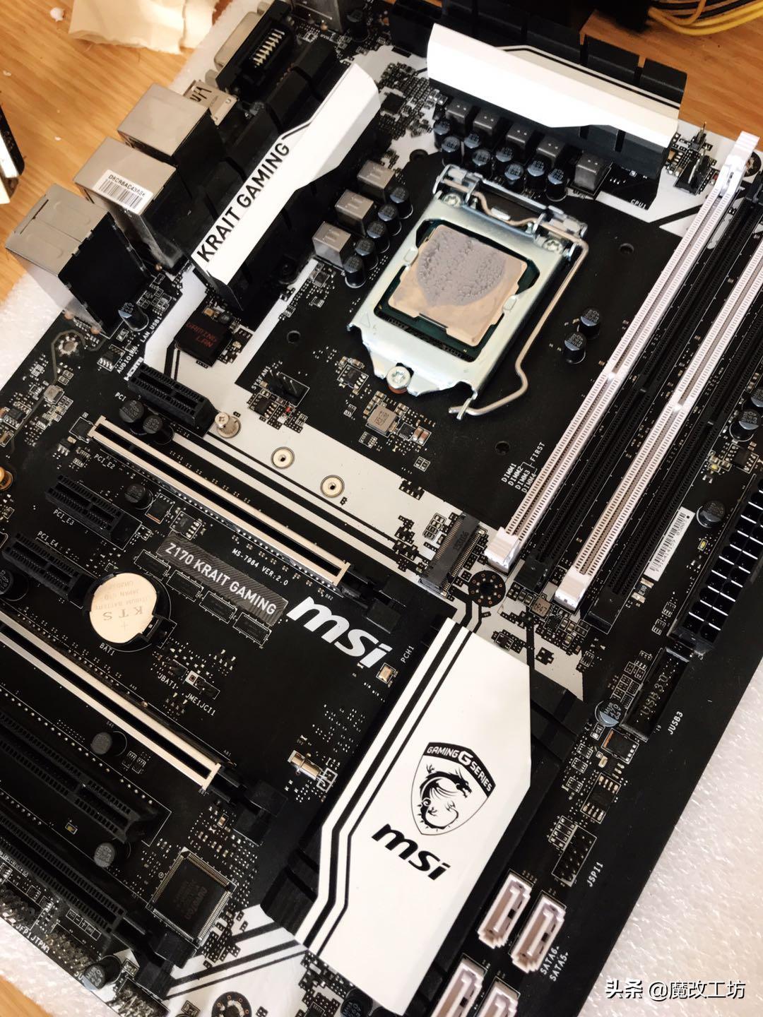 微星Z370银环蛇主板200元拍卖福利粉丝！支持Intel89代处理器XEON