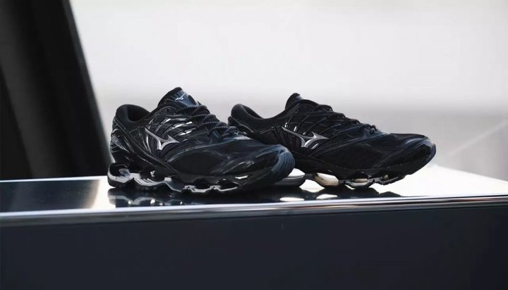 跑鞋除了有碳板还有什么,跑鞋除了飞马还可以买什么