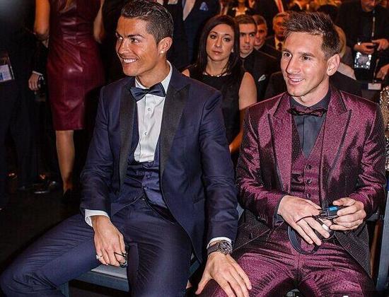 世界足球先生投票c罗,梅西c罗谁是世界最佳的投票结果