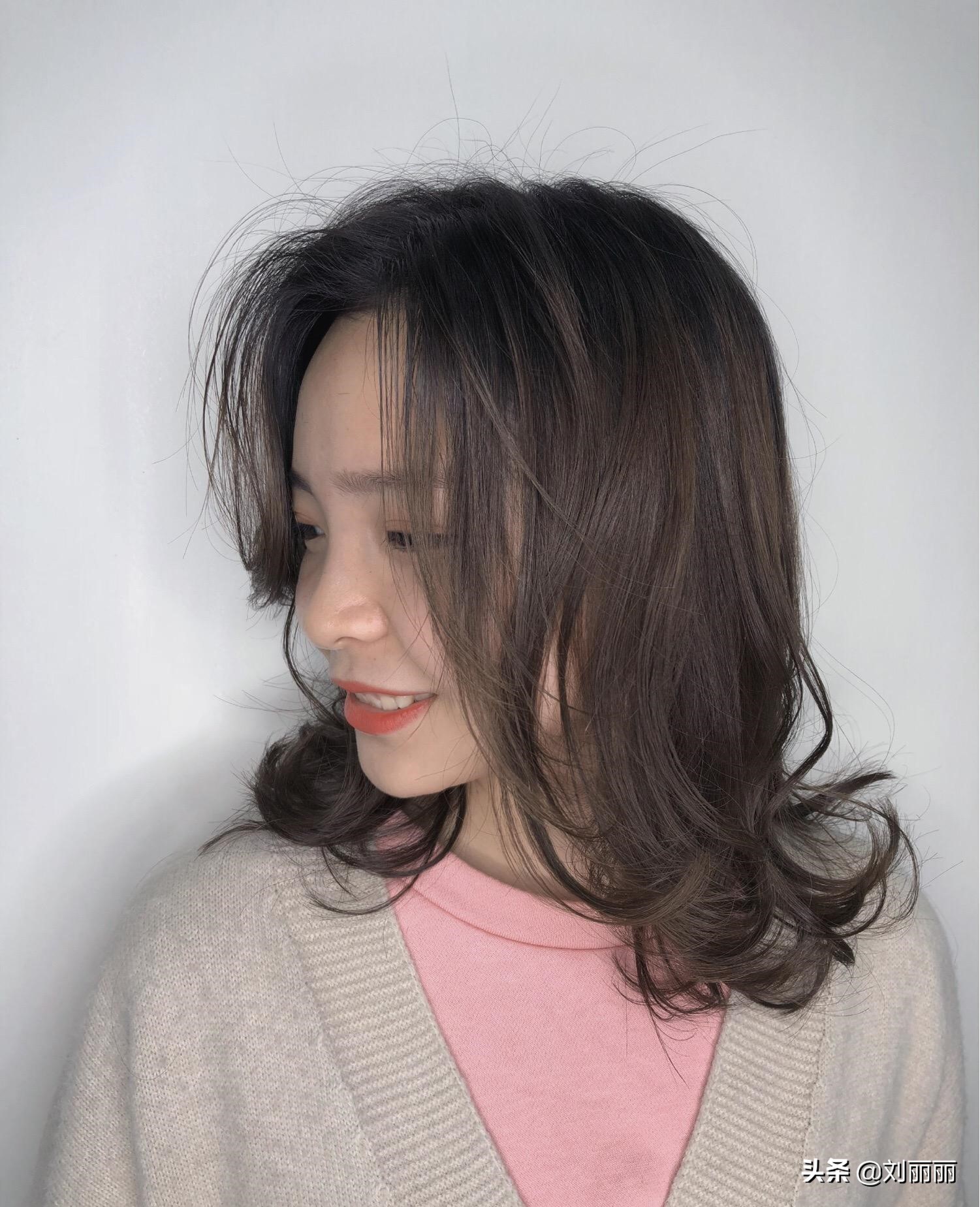 最新流行的锁骨发型,永不过时的发型