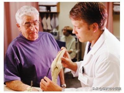 老是打嗝怎么办快速止嗝小妙招,怎么解决打嗝频繁