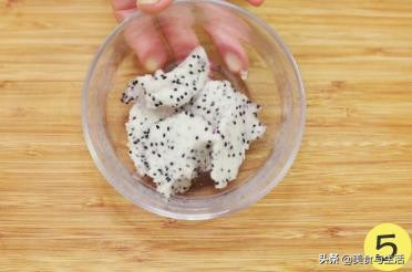 牛奶和什么水果做奶昔好喝,只要一杯牛奶就能做的冰淇淋