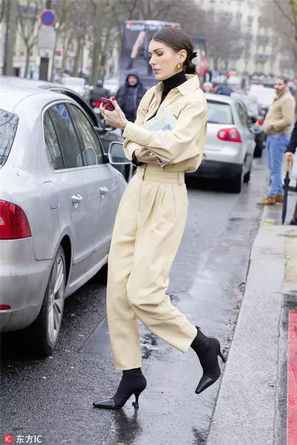 夏季小白鞋短靴洋气又高级,5款人气短靴时髦好看穿着又舒适