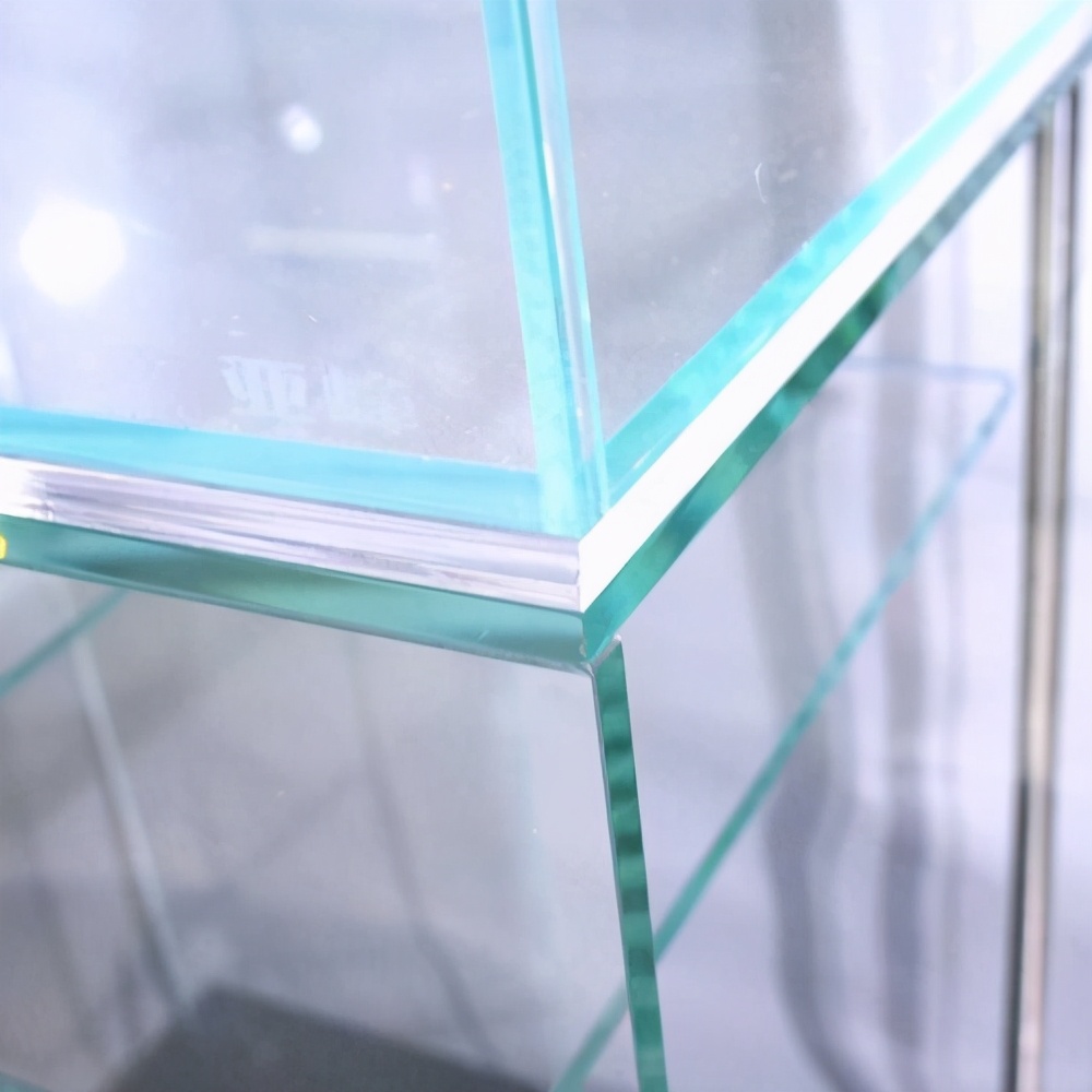 鱼缸底柜实木的好还是铝合金的好,鱼缸底柜开放式和封闭式哪个好