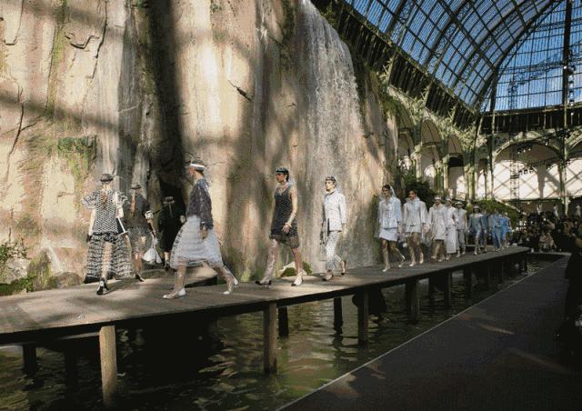 别哭汪峰歌曲,别哭英文歌曲