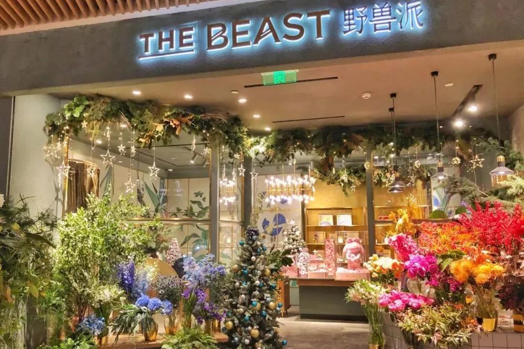 prada跟nike联名海报,pradanike合作款