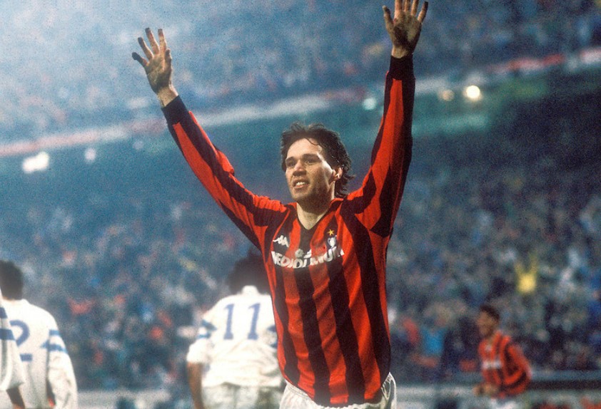 范巴斯滕伤病原因,足坛范巴斯滕