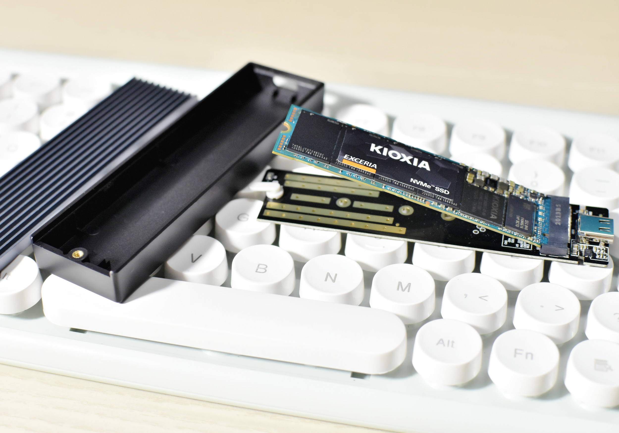 铠侠RC10固态硬盘体验测评,铠侠rc10固态硬盘测评掉速吗