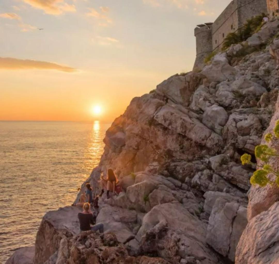 世界四大特色酒吧,世界各地的酒吧风格