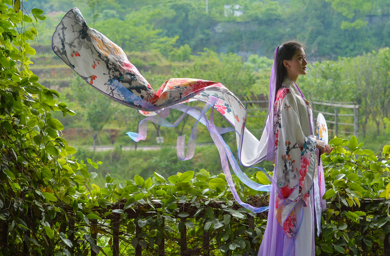 贵州多彩贵州城高清图片,多彩贵州风景图