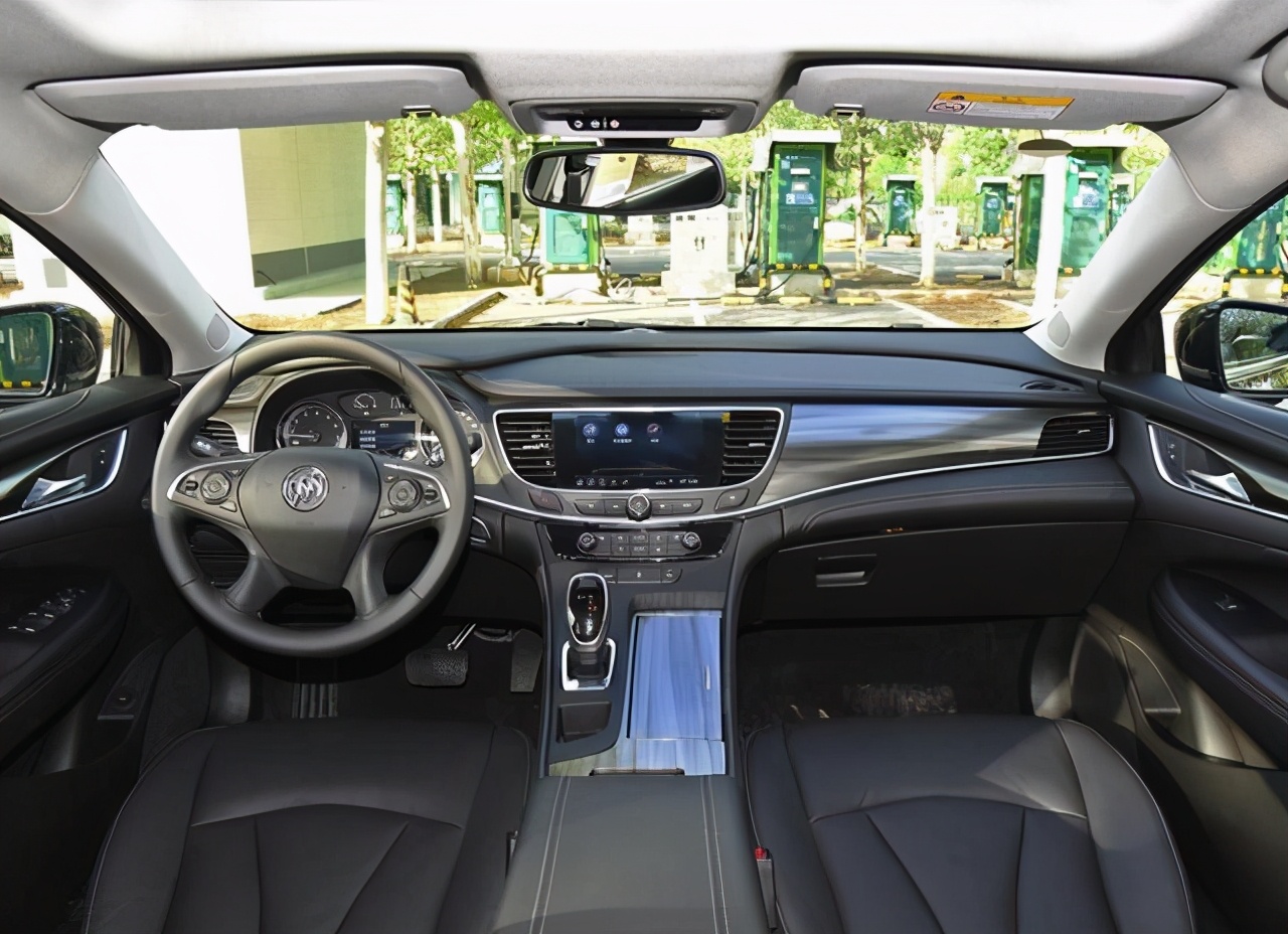 买新款别克君越的感受,别克君越真实购车体验