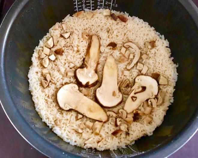 新鲜松茸最佳吃法,新鲜松茸清洗后吸水量大保存方法