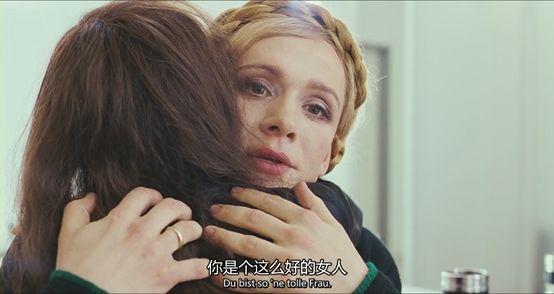 最适合躲在被子里看的电影,适合躲在被子里面看的电影