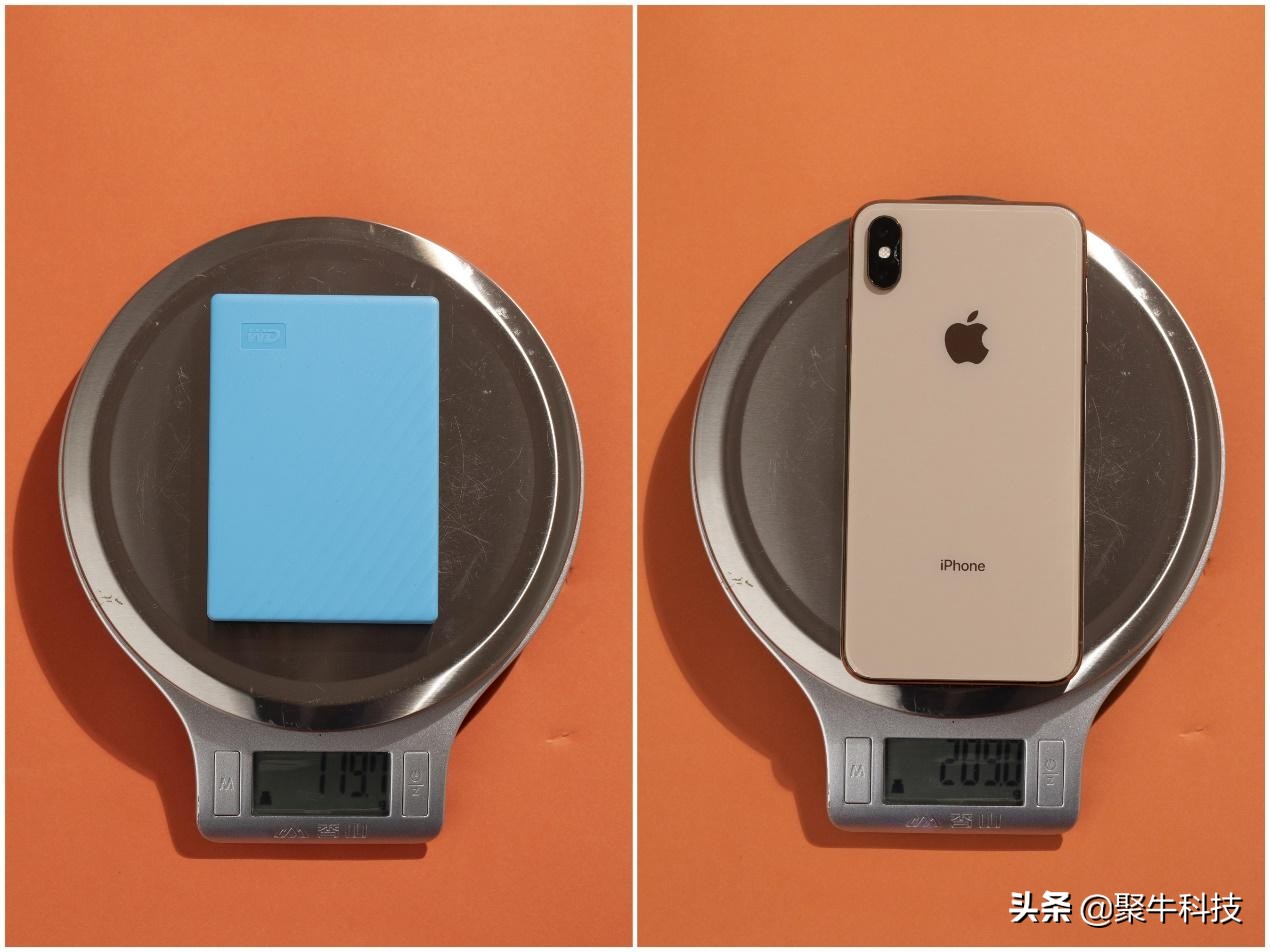 小巧的随身携带的固态硬盘,小巧方便携带的硬盘