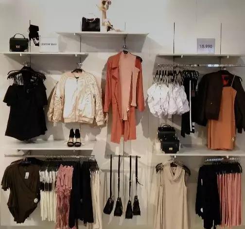 服装店挂衣服陈列技巧,服装陈列挂衣技巧