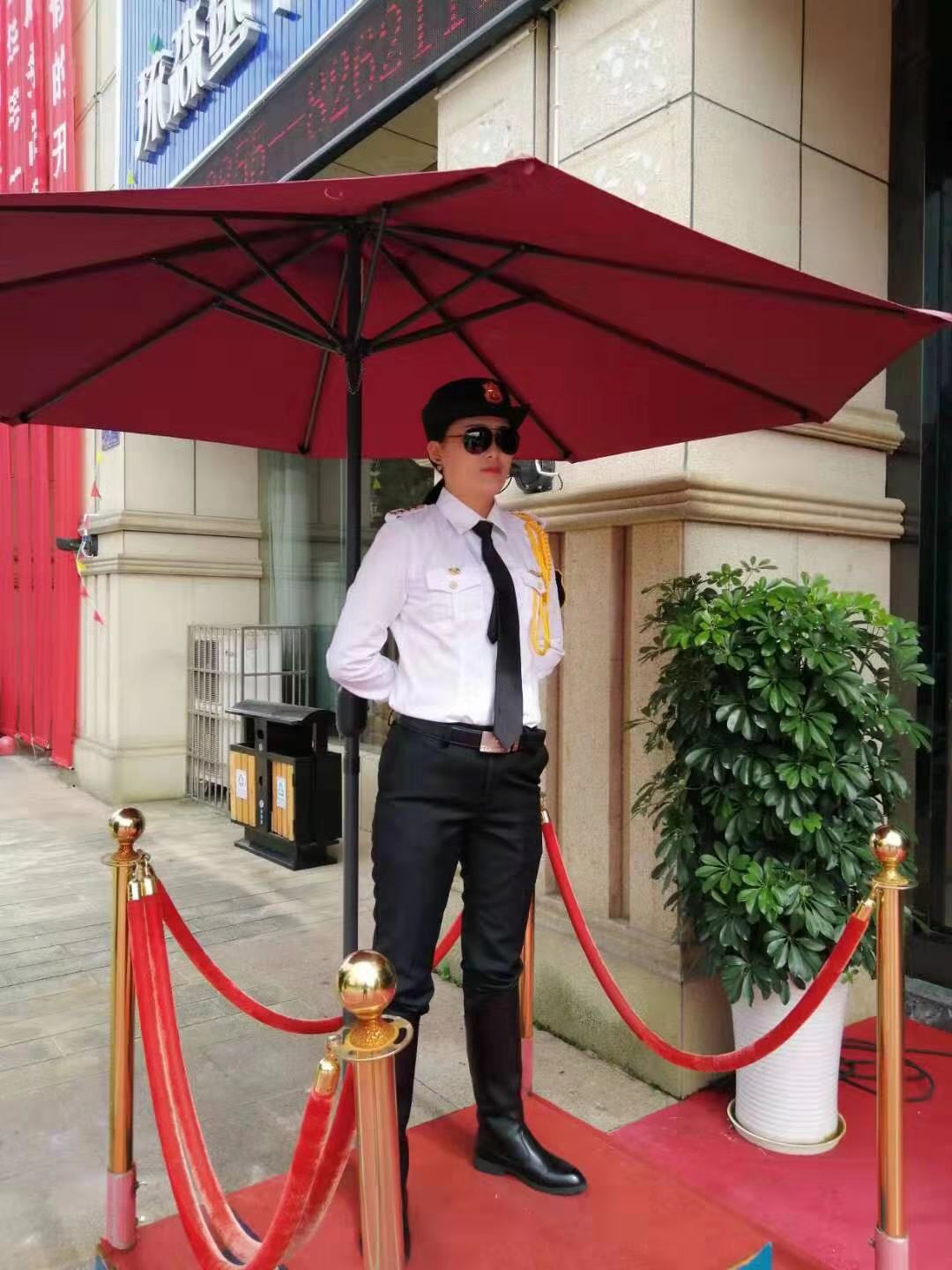 树行业标杆铸卓越品牌,物业与业主共同打造小区