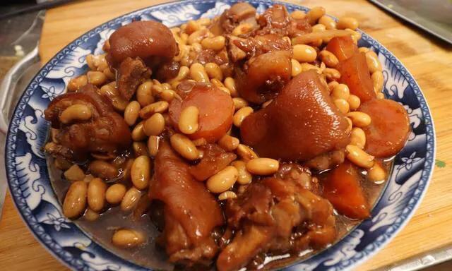 含有女人所需的天然黄体酮,它是天然雌激素女人常吃