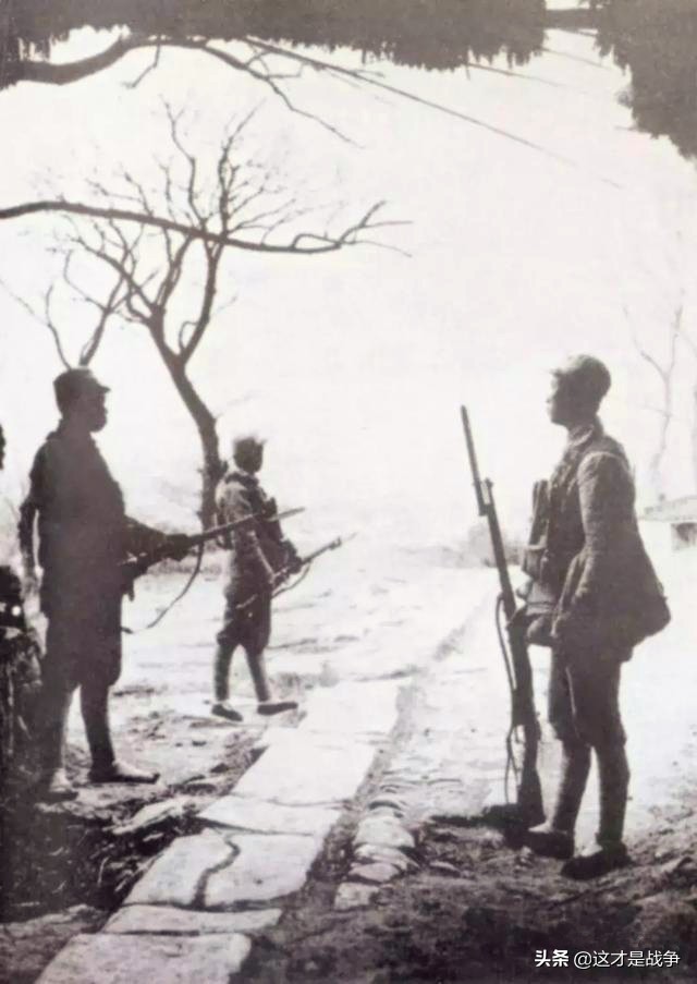 这一仗,粟裕一战成名,毛主席对秘书说:此人了不得,必成大器