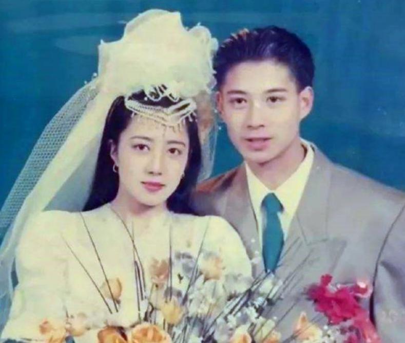 一张失败的全家福图片,全网惊艳结婚照