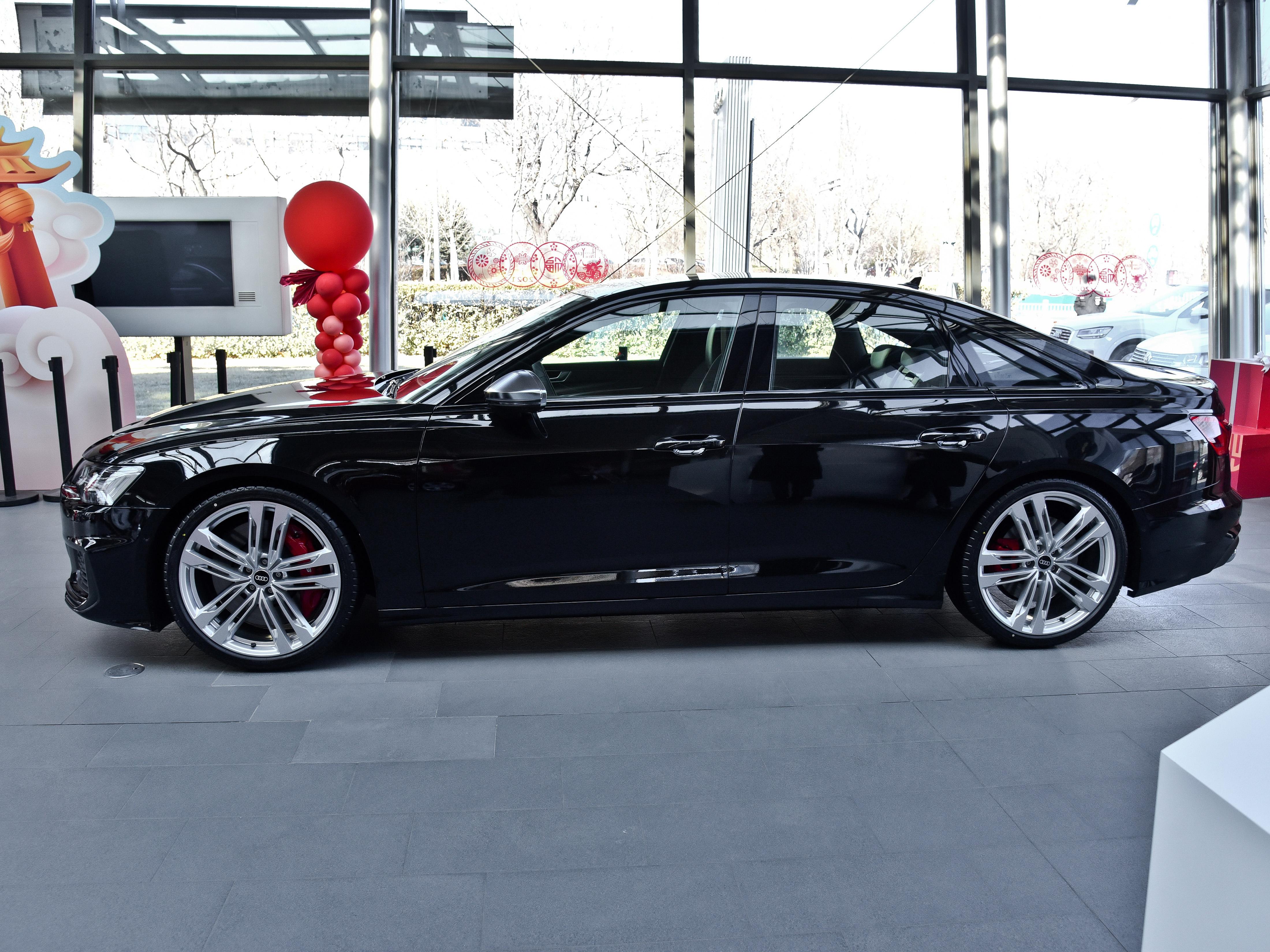 进口奥迪s6最新款,进口行政版豪华轿车推荐