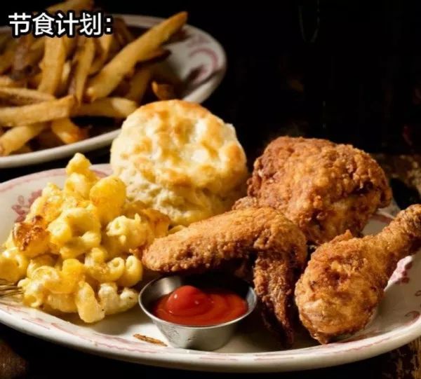 雨天开车后车镜有水咋办,开车雨刷坏了怎么处理