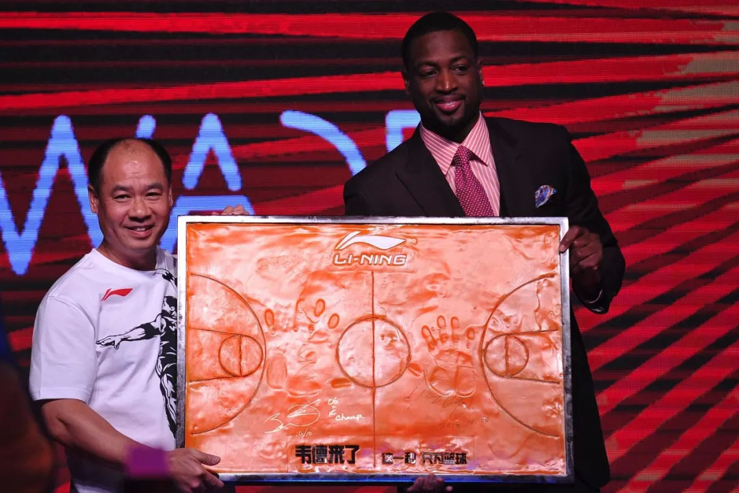 运动鞋的优势和劣势,运动鞋越来越受年轻人欢迎的原因