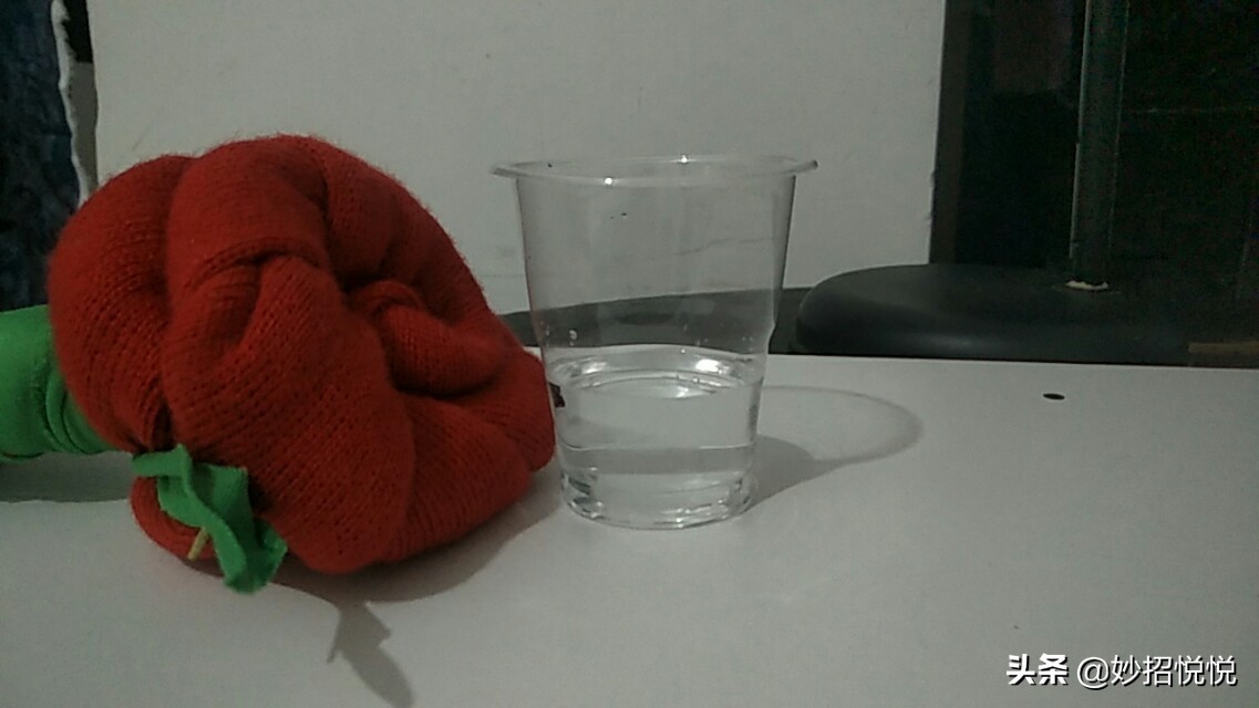 眼线笔买回来怎么不出水,599元眼线笔