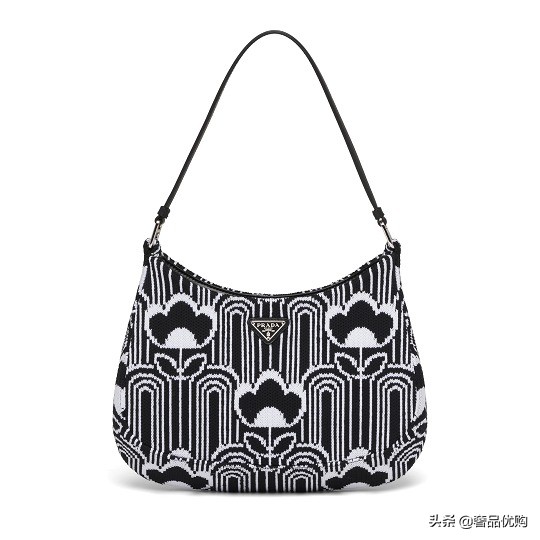 prada新款刺绣宽肩带,prada三角徽标外套