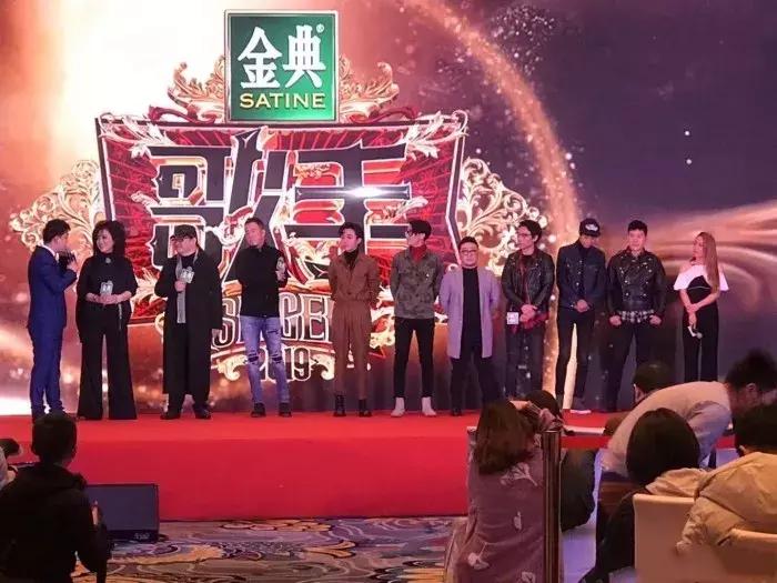 这支乐队才是《歌手》最大的惊喜，可惜很多人只听过他们的成名曲