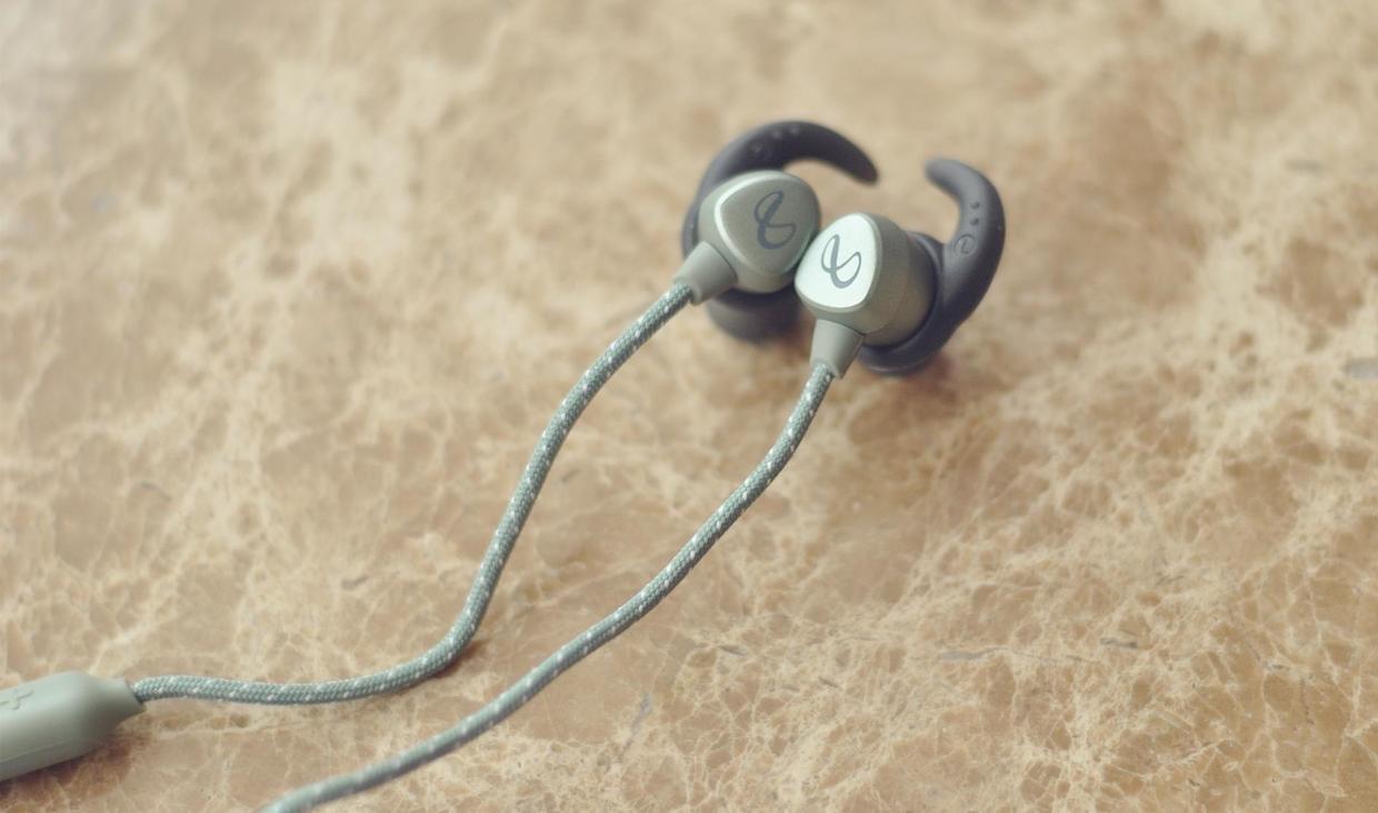 甯︽湁鍝堟浖闊宠川钃濈墮鑰虫満,鏈夊搱鏇奸煶璐ㄧ殑钃濈墮鑰虫満