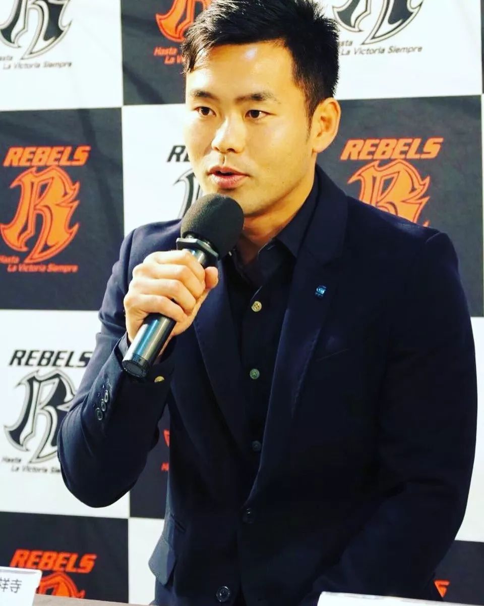 泰拳王江通猜的技术特点,江通猜vs古拉宾