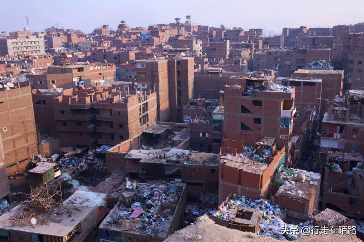 埃及开罗面临人口过密困境,埃及首都开罗的真实现状