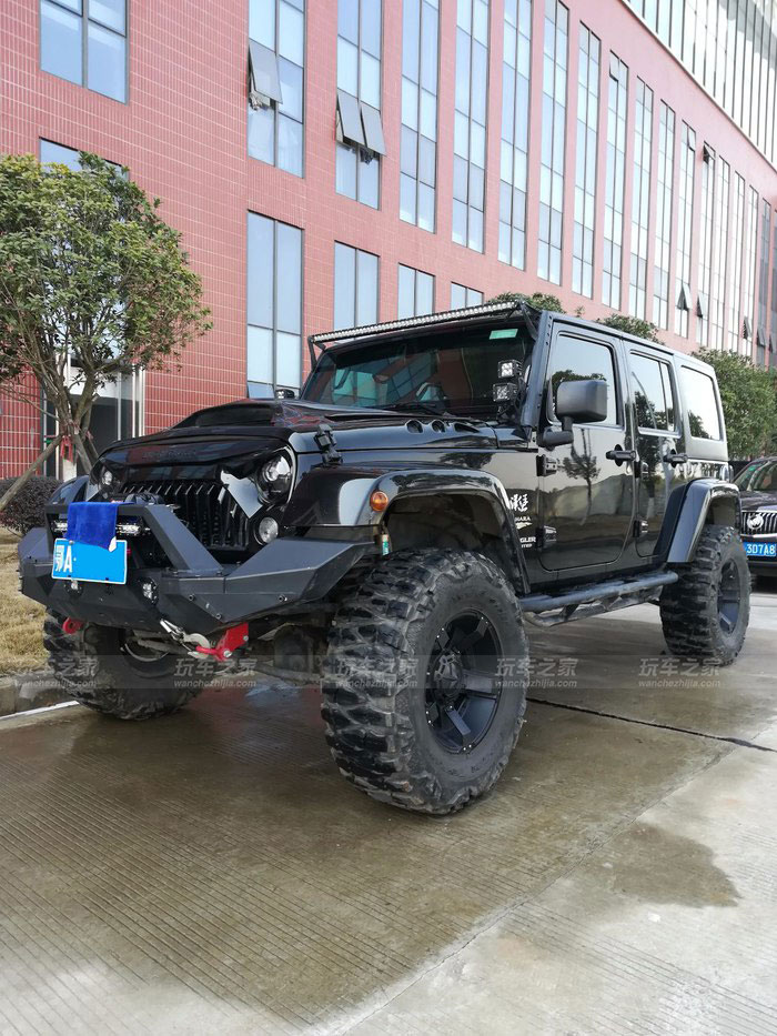 牧马人撒哈拉不升高改轮胎,牧马人2021款撒哈拉四门版落地价