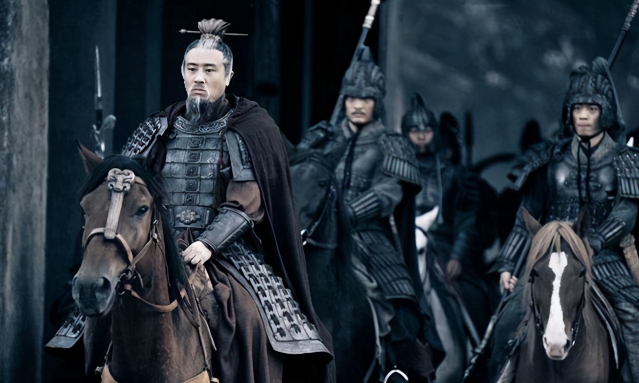 孙权称帝后未追谥周瑜,是因为太无情了?尴尬的帝位令其无法追谥