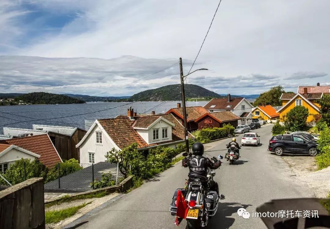 又是来自深圳的摩托车俱乐部！这次他们踏上了北欧的*途征**