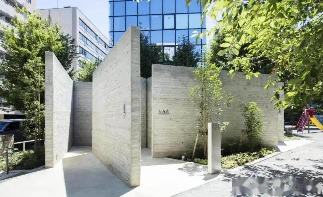 日本新型透明公厕,日本公厕设计