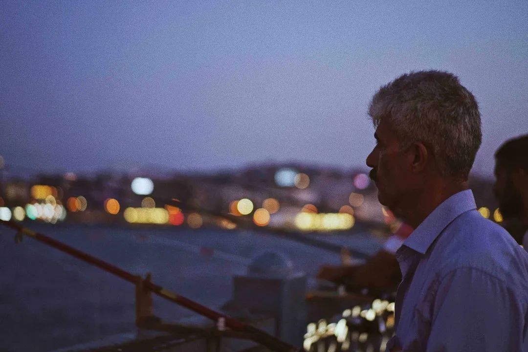 手机超广角镜头简易使用指南,xsmax超广角镜头怎么用