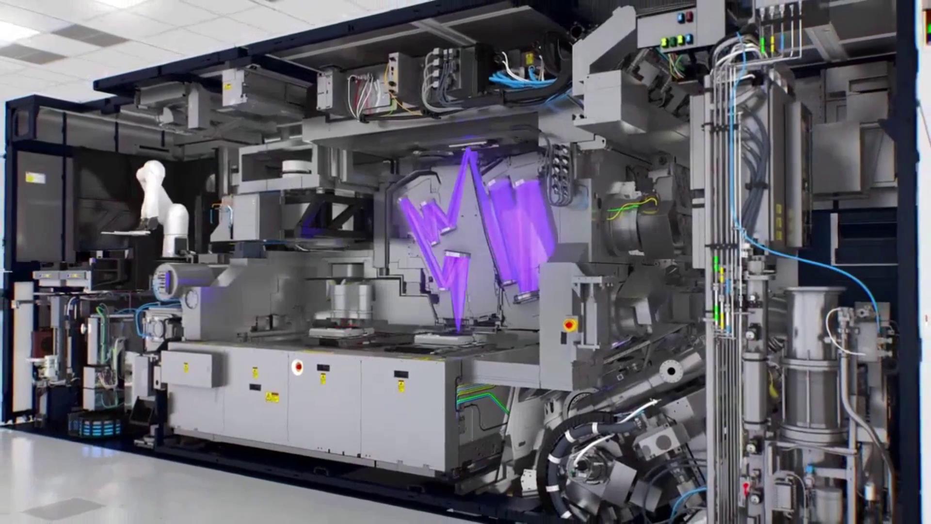 我国造光刻机遇到什么困难,2025年国产光刻机能达到多少水平