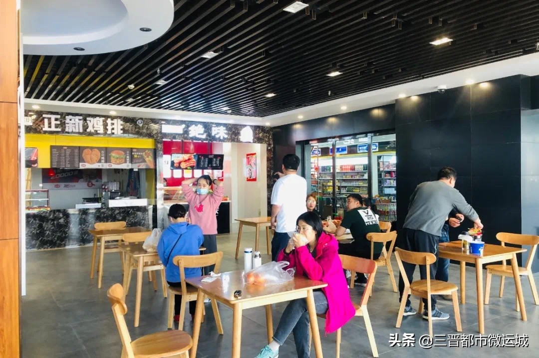 我省高速公路盂县服务区成为“新景点”