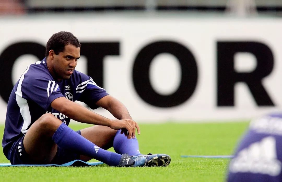 从欧洲银靴到中超水货,他将最好的年华留在了威悉河畔